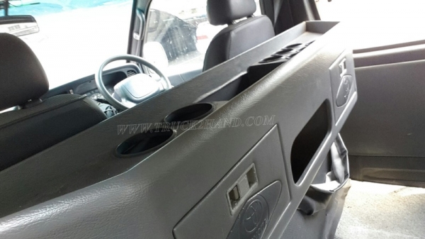 รถตู้ TOYOTA รถตู้ TOYOTA