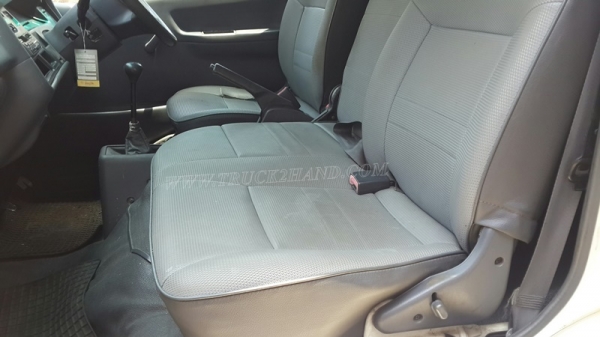 รถตู้ TOYOTA รถตู้ TOYOTA