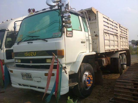 ขายรถ10ล้อ ดั้ม2เพลา ร็อกกี้240แรง พ.เพาเวอร์ เบรกทิฟฟี่ ภายในสวย แอร์เย็น ยางดี รถสวยมาก เอกสารพร้อมโอน สนใจโทร 090-8588220คุณนะ 093-3258446คุณบิว หรือเข้าดูสินค้าอื่นๆได้ที่ www.truck.in.th/498 หรือเพจFacebook ณรงค์ ซื้อขายรถมือสอง (เว็บไซต์ส่วนตัว) หรื