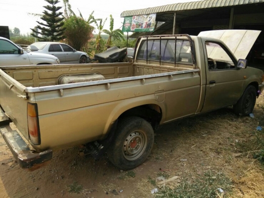 นิสสันบิ๊กเอ็ม ฝาแดงแท้