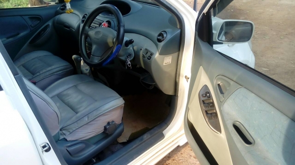 รถบ้าน ยาริส 200000 เครื่อง 1.3