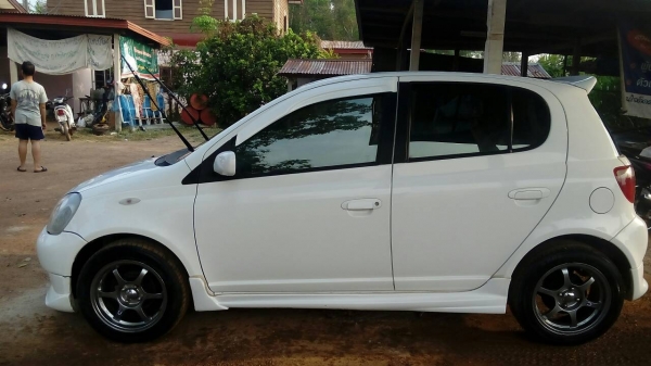 รถบ้าน ยาริส 200000 เครื่อง 1.3