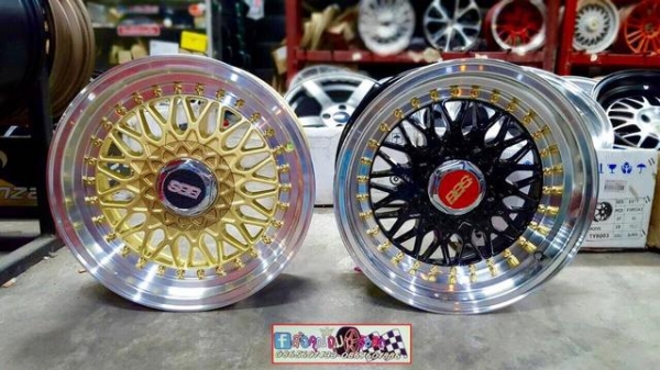 ขายล้อใหม่15 BBS 4รู100 กว้าง7" ออฟ30 มี2สีให้เลือก ล้อเปล่า ชุดละ 9,900 บาท