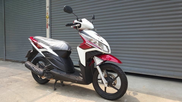 ขออนุญาติขาย HONDA CLICK 110-i NEW ตัว TOP ล้อแม็กหน้าและหลัง โอนฟรี ขออนุญาติขาย HONDA CLICK 110-i NEW ตัว TOP ล้อแม็กหน้าและหลัง โอนฟรี