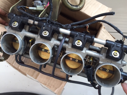 ขาย 4 ลิ้น หัวฉีด Keihin 42 มิล จาก Suzuki Hayabusa