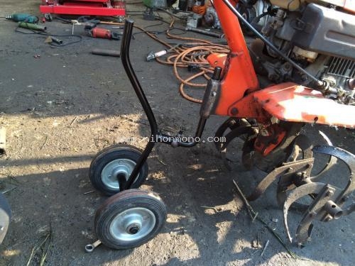 MADE IN JAPAN อะไหล่ ล้อประคองคู่หลัง 6" รหัสสินค้า : 80903648 ติดต่อ Tel.086-8150487 www.nihonmono.com