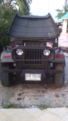 จี๊ปหน้ากบcj6