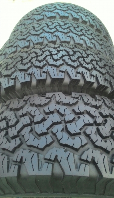 ขาย ยางBF All 265/70/16 สวยๆ ขาย ยางBF All 265/70/16 สวยๆ