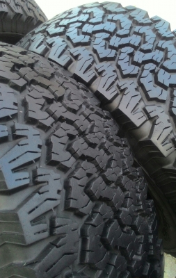 ขาย ยางBF All 265/70/16 สวยๆ ขาย ยางBF All 265/70/16 สวยๆ