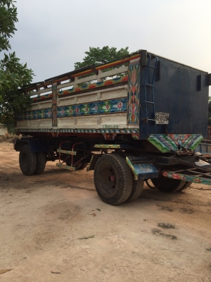 ลุกพ่วง2คานดั้ม. ยางเตม. กะบะเหล็กสวยงามมากๆ