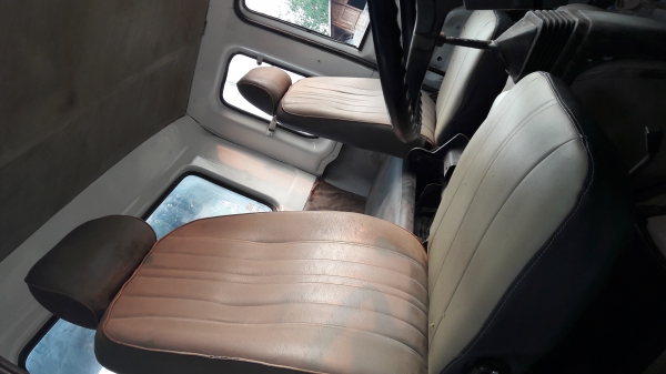 อีซูซุร็อคกี้175 ร็อคกี้แท้ รถออกห้างตรีเพชร 2เพลา สโล ยาง900 เครื่องแห้ง อีซูซุร็อคกี้175 ร็อคกี้แท้ รถออกห้างตรีเพชร 2เพลา สโล ยาง900 เครื่องแห้ง