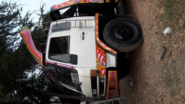 อีซูซุร็อคกี้175 ร็อคกี้แท้ รถออกห้างตรีเพชร 2เพลา สโล ยาง900 เครื่องแห้ง อีซูซุร็อคกี้175 ร็อคกี้แท้ รถออกห้างตรีเพชร 2เพลา สโล ยาง900 เครื่องแห้ง