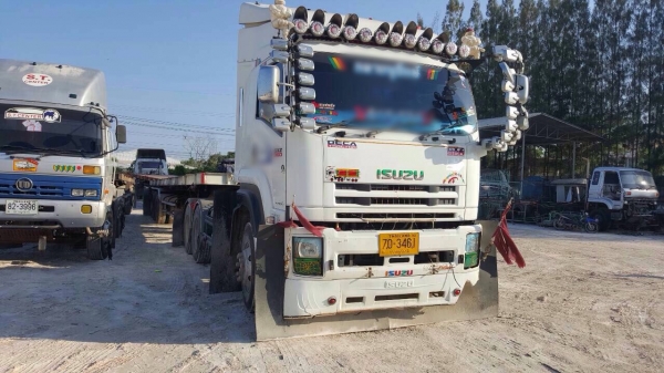 ขายหัวลากพร้อมหาง Isuzu เครื่อง 360 แรง ปี 55 พร้อมหางสามมิตร 3 เพลา ยาว 12.50 เมตร ปี 55 รถสวยเดิมๆพร้อมใช้งานค่ะ