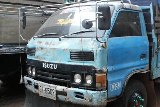 **145,000 บ.ต่อรอง/// 6ล้อบรรทุก ISUZU KS-100แรง เครื่องใหม่ เกียร์เดิม ช่วงล่างใหญ่ คานหน้า115 เฟืองท้ายF สโลวกลาง กระบะ4.30ม.คอกไม้สูง ยาง8.25/16 ตามสภาพ พร้อมใช้ เล่มฯ ครบ **ขาย ISUZU KS-100HP 6ล้อบรรทุก ช่วงล่างใหญ่ พร้อมลุย เอกสารเล่มฯ ครบ ภาษีเต็ม I **145,000 บ.ต่อรอง/// 6ล้อบรรทุก ISUZU KS-100แรง เครื่องใหม่ เกียร์เดิม ช่วงล่างใหญ่ คานหน้า115 เฟืองท้ายF สโลวกลาง กระบะ4.30ม.คอกไม้สูง ยาง8.25/16 ตามสภาพ พร้อมใช้ เล่มฯ ครบ **ขาย ISUZU KS-100HP 6ล้อบรรทุก ช่วงล่างใหญ่ พร้อมลุย เอกสารเล่มฯ ครบ ภาษีเต็ม I