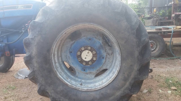 ด่วนๆเลยครับ  ฟอร์ด  68