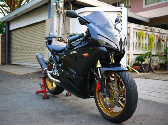 ขาย Honda Cbr92 ตัวคาร์บูไฟฟ้า พร้อมทะเบียนแท้ แฟริ่ง Rc212 สภาพเครื่องสดๆทำใหม่เรียบร้อยพร้อมออกทริปทันที
