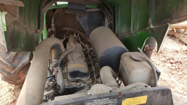 ขาย รถไถ JOHN DEERE 5310K 2 เพลา คานหน้า CARRARO เครื่อง 3 สูบ เอกสารเล่มทะเบียนครบ อุปกรณ์มีผานดันหน้า และหาง 3