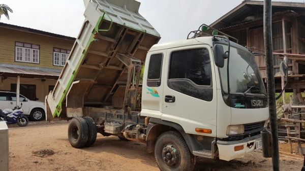 ขาย6ล้อดัมพ์ อีซูซุเดก้า 195 FRR ยาง8.25 ใหม่6เส้น กระบะดัมพ์5คิว สภาพพร้อมวิ่งใช้งาน เอกสารเล่มทะเบียนครบ