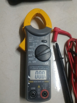 มัลติมิเตอร์ดิจิตอลจากญี่ปุ่นแบบวัดกระแสได้สูงถึง 400 A.ยี่ห้อ KYORITSU