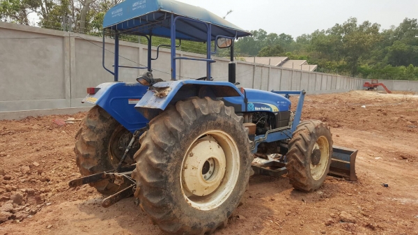 ขาย รถไถ New Holland TT75-DT 2 เพลา อุปกรณ์มีแค่ผานดันหน้า เอกสารเล่มทะเบียนครบ ขาย รถไถ New Holland TT75-DT 2 เพลา อุปกรณ์มีแค่ผานดันหน้า เอกสารเล่มทะเบียนครบ