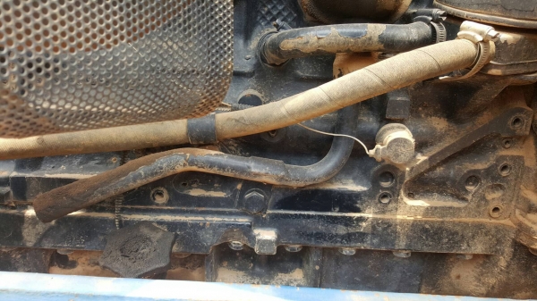 ขาย รถไถ New Holland TT75-DT 2 เพลา อุปกรณ์มีแค่ผานดันหน้า เอกสารเล่มทะเบียนครบ ขาย รถไถ New Holland TT75-DT 2 เพลา อุปกรณ์มีแค่ผานดันหน้า เอกสารเล่มทะเบียนครบ