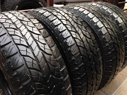 ยาง All Yokohama 265 70 16 ปี12 ดอกเต็ม ใช้กันยาว ราคาไม่แพง ยาง All Yokohama 265 70 16 ปี12 ดอกเต็ม ใช้กันยาว ราคาไม่แพง