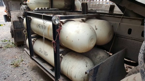 ขาย รถพ่วงดั้มแม่-ลูก ไอ้หลง FN527M-A วางเครื่อง 6D15 โบอินเตอร์ 240 แรงม้า ติดแก๊ส NGV 8 ถัง เกียร์ 10 สปีด คัสซีสวยตลอดเส้น ทะเบียนเต็มพร้อมโอนครับ