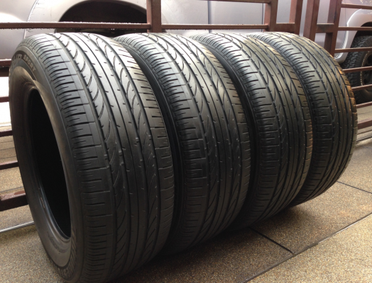 ยาง Bridgestone 265 60 18 สิ้นปี11 ดอกเต็ม ใช้ยาว ราคาไม่แพง
