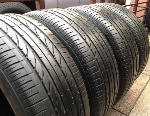 ยาง Bridgestone 265 60 18 สิ้นปี11 ดอกเต็ม ใช้ยาว ราคาไม่แพง
