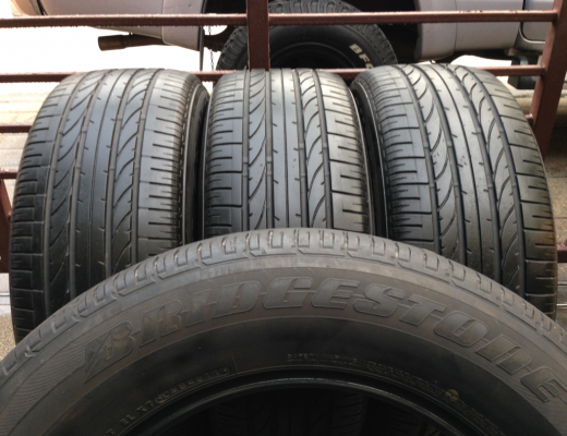 ยาง Bridgestone 265 60 18 สิ้นปี11 ดอกเต็ม ใช้ยาว ราคาไม่แพง