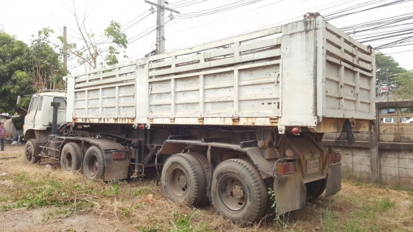 ขาย หัวลาก HINO ZM705 ช่วงล่างเบรคแห้ง พร้อมหางเซมิดั้ม 2 เพลา ยาว 7.50 เมตร เครื่อง EM100 220 แรงม้า คัสซีสวย ช่วงล่างดี รถพร้อมใช้ ทะเบียนเต็มพร้อมโอน