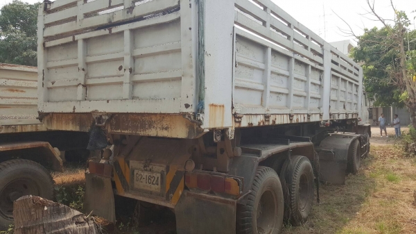 ขาย หัวลาก HINO ZM705 ช่วงล่างเบรคแห้ง พร้อมหางเซมิดั้ม 2 เพลา ยาว 7.50 เมตร เครื่อง EM100 220 แรงม้า คัสซีสวย ช่วงล่างดี รถพร้อมใช้ ทะเบียนเต็มพร้อมโอน