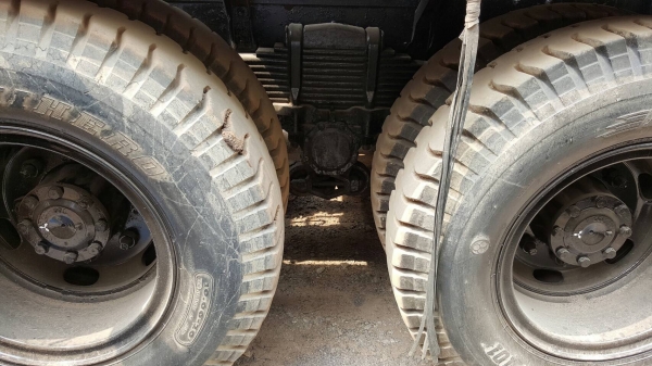 ขาย หัวลากไอ้หลง FN527M-TG เครื่อง 6D16 เทอร์โบ 220 แรงม้า ติดแก๊ส NGV 8 ถัง พร้อมหางเซมิดั้ม 2 เพลา ยาว 7.50 เมตร ทะเบียนเต็มพร้อมโอนครับ ขาย หัวลากไอ้หลง FN527M-TG เครื่อง 6D16 เทอร์โบ 220 แรงม้า ติดแก๊ส NGV 8 ถัง พร้อมหางเซมิดั้ม 2 เพลา ยาว 7.50 เมตร ทะเบียนเต็มพร้อมโอนครับ