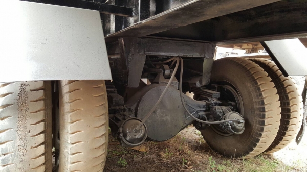 ขาย หัวลากไอ้หลง FN527M-TG เครื่อง 6D16 เทอร์โบ 220 แรงม้า ติดแก๊ส NGV 8 ถัง พร้อมหางเซมิดั้ม 2 เพลา ยาว 7.50 เมตร ทะเบียนเต็มพร้อมโอนครับ ขาย หัวลากไอ้หลง FN527M-TG เครื่อง 6D16 เทอร์โบ 220 แรงม้า ติดแก๊ส NGV 8 ถัง พร้อมหางเซมิดั้ม 2 เพลา ยาว 7.50 เมตร ทะเบียนเต็มพร้อมโอนครับ