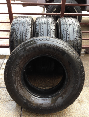 ยาง Michelin 255 70 15 ปี12 พร้อมใช้งาน ราคาไม่แพง