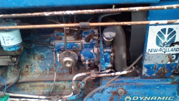 **299,000 บ.ต่อรอง/// รถไถเพลาเดียว FORD 6600-TA ตัวเต็ม เสื้อเรียบ ไอดีกลม ปั้มกลม เครื่อง/ปั้ม เดิม แรงดี ช่วงล่างแน่น ไฮฯหน้า-หลัง แรงดี รถสภาพเดิมๆ อุปกรณ์4ชิ้น ดันหน้า+ผาน3+ผาน7+โรตารี่ พร้อมใช้งาน เล่มฯ ครบ **ขาย FORD 6600 TA รถไถ1เพลา สภาพเดิมบาง พ