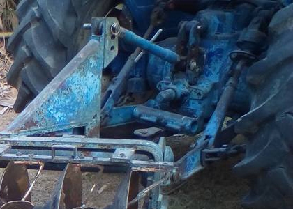 **299,000 บ.ต่อรอง/// รถไถเพลาเดียว FORD 6600-TA ตัวเต็ม เสื้อเรียบ ไอดีกลม ปั้มกลม เครื่อง/ปั้ม เดิม แรงดี ช่วงล่างแน่น ไฮฯหน้า-หลัง แรงดี รถสภาพเดิมๆ อุปกรณ์4ชิ้น ดันหน้า+ผาน3+ผาน7+โรตารี่ พร้อมใช้งาน เล่มฯ ครบ **ขาย FORD 6600 TA รถไถ1เพลา สภาพเดิมบาง พ