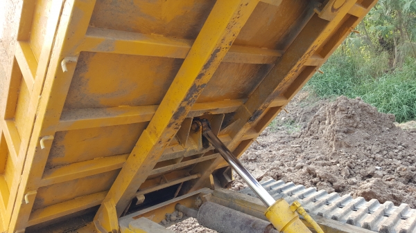 รถดั้มเปอร์MOROOKA