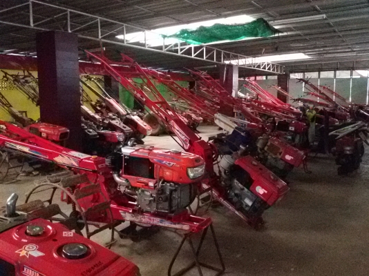 หาชื้อรถไถมือสอง คูโบต้า ยันม่าร์ แช้มป์ มาหาเราครับ ราคเป็นกันเอง พร้อมใช้งานสายๆครับสนใจ โทร0813655997 อำพร พาเจริญ ต วังบัว อ คลองขลุง จ กำแพงเพชร ดูสินค้าเพิ่มเติมได้ที่  (http://buasorn.truck2hand.com)