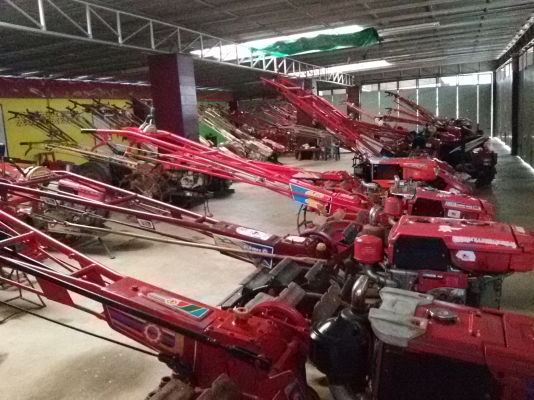 หาชื้อรถไถมือสอง คูโบต้า ยันม่าร์ แช้มป์ มาหาเราครับ ราคเป็นกันเอง พร้อมใช้งานสายๆครับสนใจ โทร0813655997 อำพร พาเจริญ ต วังบัว อ คลองขลุง จ กำแพงเพชร ดูสินค้าเพิ่มเติมได้ที่  (http://buasorn.truck2hand.com)