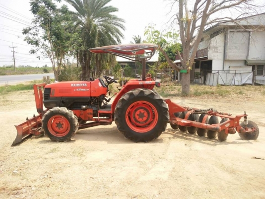 คูโบต้า L4508DI รถบ้านแท้มือเดียว ใช้งานน้อย 2,XXX ชั่วโมง เครื่อดีแน่นๆ พร้อมอุปกรณ์ครบ 5 อย่าง สภาพสวยพร้อมใช้ ระบบเกียรปกติ ระบบไฮดรอลิกปกติ