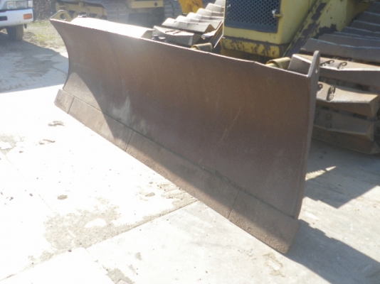 รถดันมาใหม่อีกแล้ว CATTERPILLAR D4H