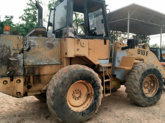 ขาย 415,000 รตตักล้อยาง Cat 910 E เครื่องดี ปั้มดี ตู้เก๋งสวย ยางดี 090-772-3710 090-772-3708 ขาย 415,000 รตตักล้อยาง Cat 910 E เครื่องดี ปั้มดี ตู้เก๋งสวย ยางดี 090-772-3710 090-772-3708