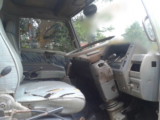 รถฮีโน่ 6 ล้อดั้ม  FC2W  120 แรงม้า. ปี 39.   สนใจติดต่อ  081 - 6079515