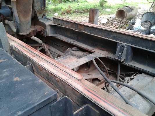 รถฮีโน่ 6 ล้อดั้ม  FC2W  120 แรงม้า. ปี 39.   สนใจติดต่อ  081 - 6079515