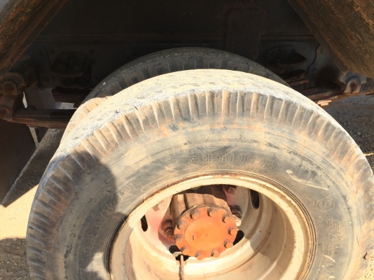 รถฮีโน่ 6 ล้อดั้ม  FC2W  120 แรงม้า. ปี 39.   สนใจติดต่อ  081 - 6079515