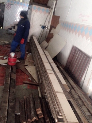 ไม้ตะแบกพื้นรางลิ้น หน้า5.5 นิ้ว ตรมละ 600 บาท