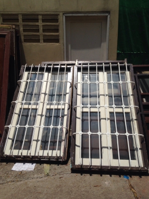 ไม้ตะแบกพื้นรางลิ้น หน้า5.5 นิ้ว ตรมละ 600 บาท