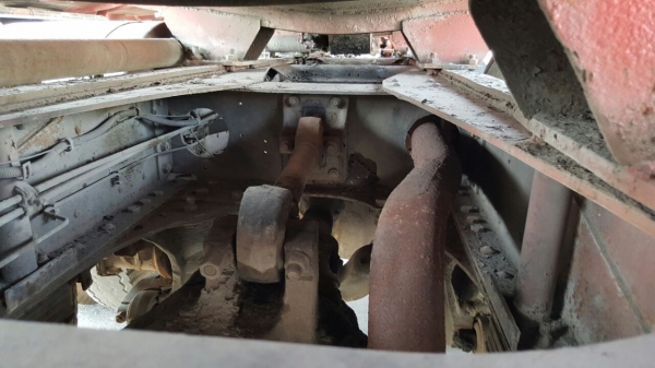 รถฮีโน่ 10 ล้อ ( รถบรรทุกน้ำมันพืช ) FM1J  260 แรงม้า. ปี 46.    สนใจติดต่อ  081 - 6079515