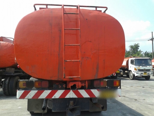 รถฮีโน่ 10 ล้อ ( รถบรรทุกน้ำมันพืช ) FM1J  260 แรงม้า. ปี 46.    สนใจติดต่อ  081 - 6079515